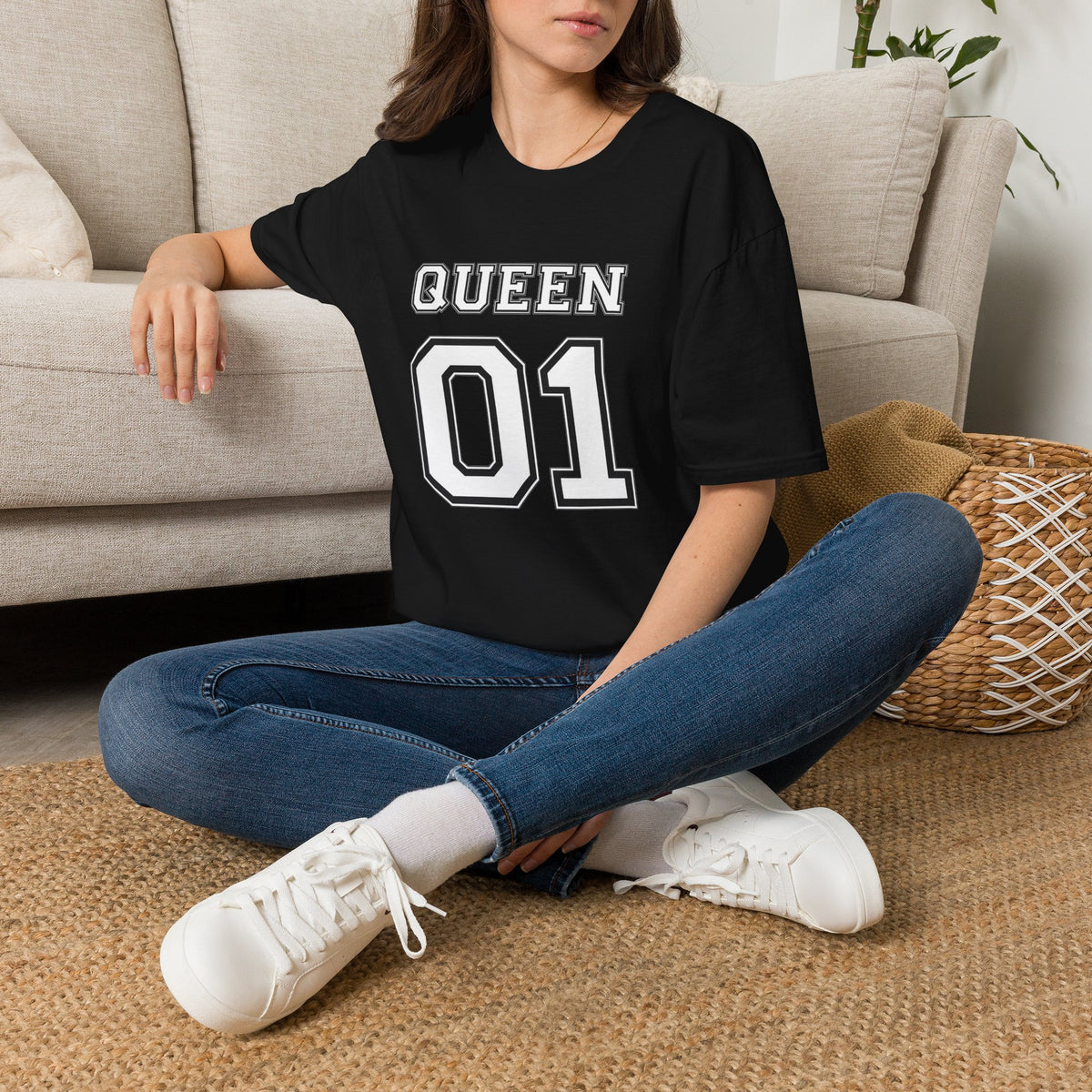 Queen 01 T-Shirt