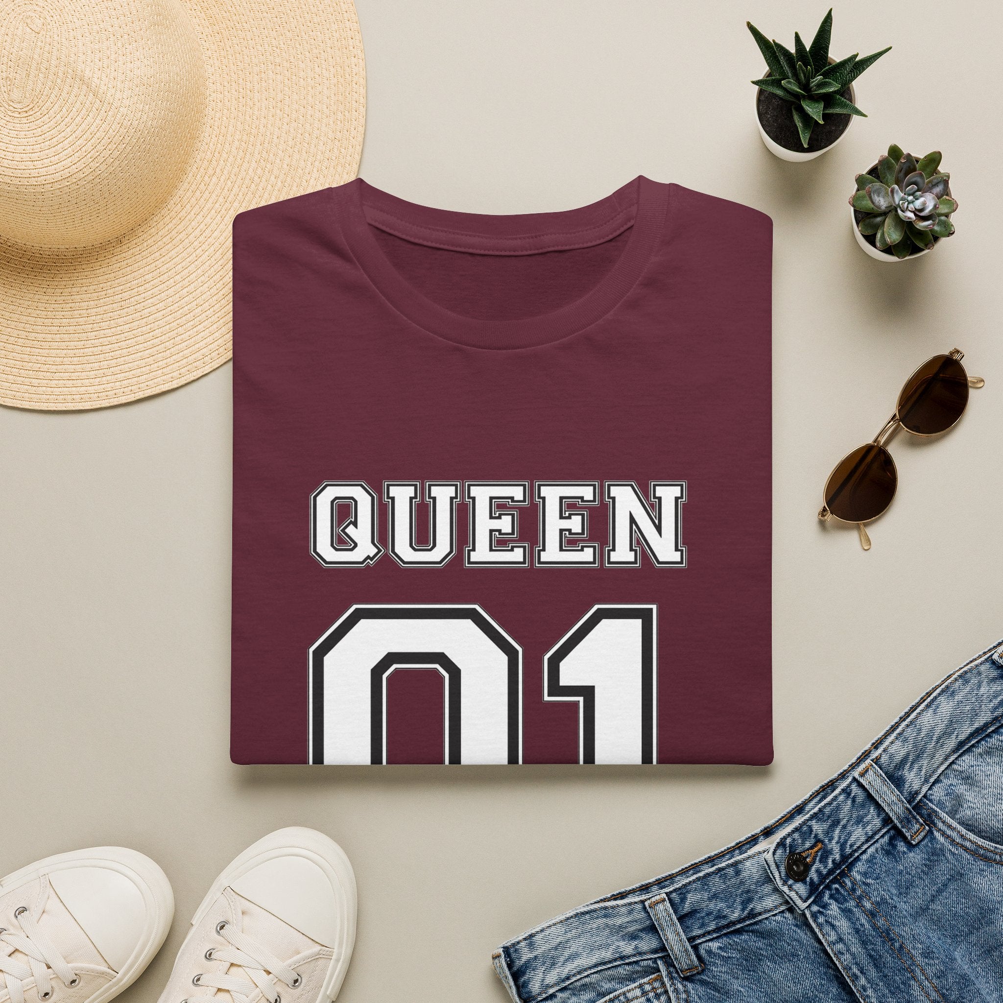 Queen 01 T-Shirt