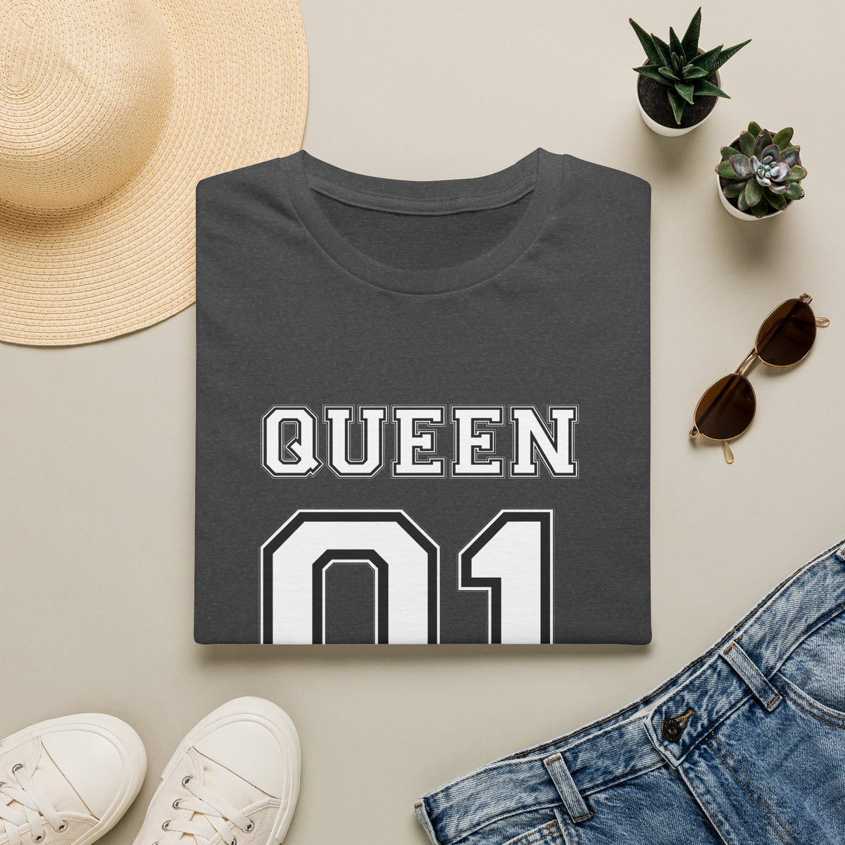 Queen 01 T-Shirt