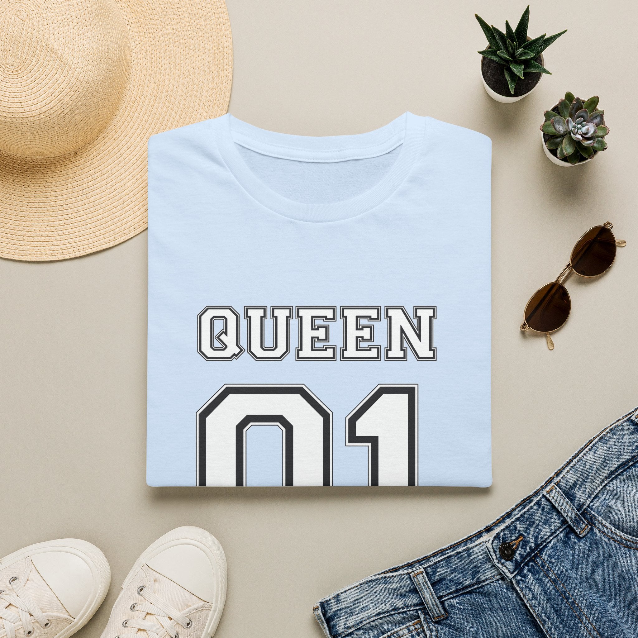 Queen 01 T-Shirt